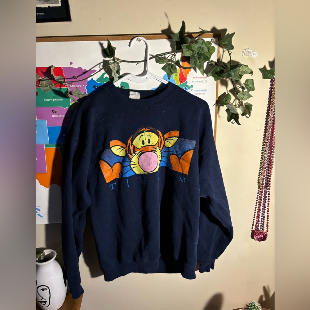 Vintage Tigger sweater